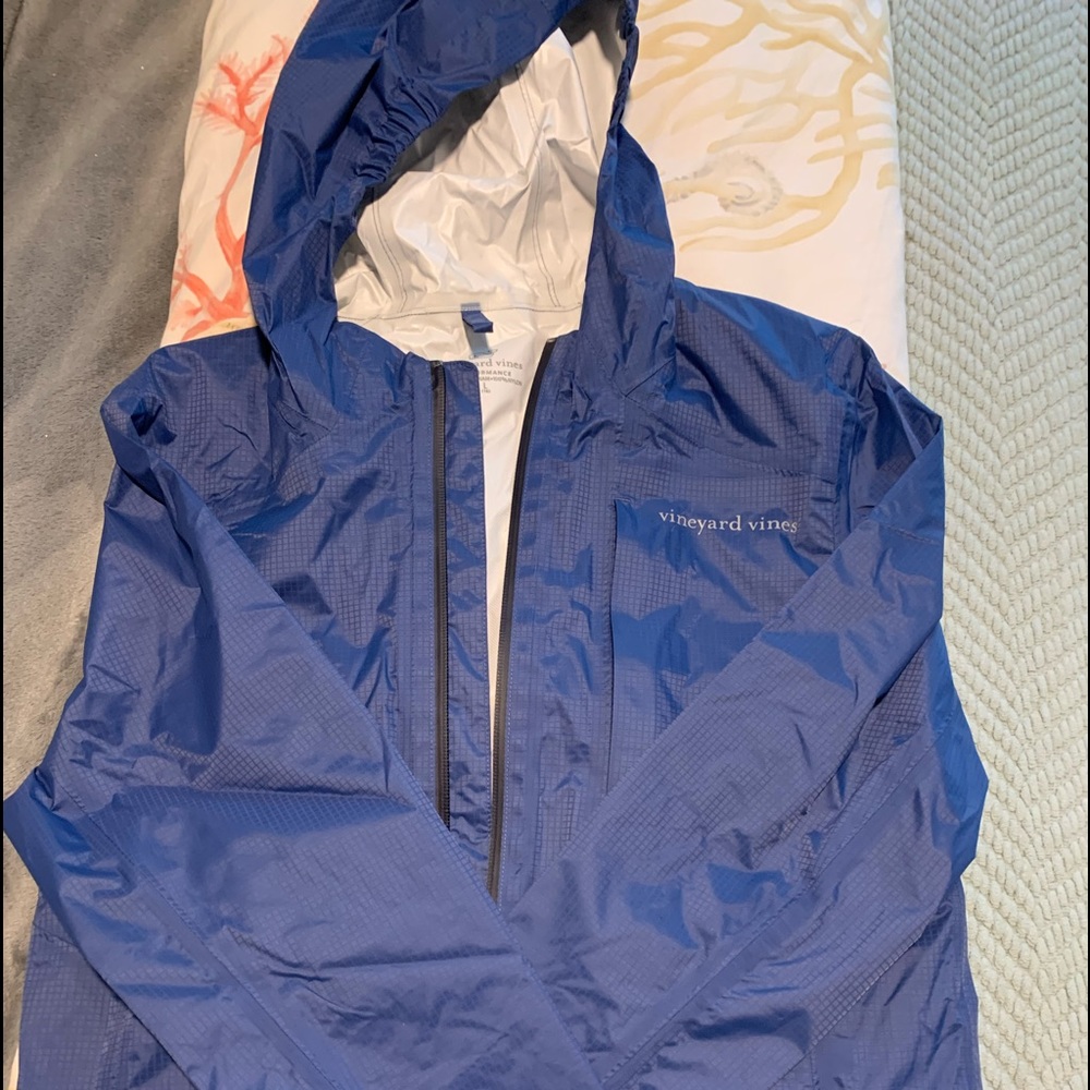 Vineyard vines youth windbreaker/Raincoat - Picture 2 of 4